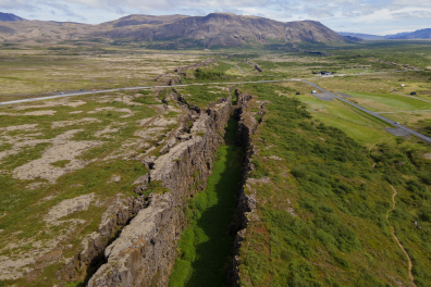 Zone de fracturation de la croûte terrestre (Thingvellir, Islande)